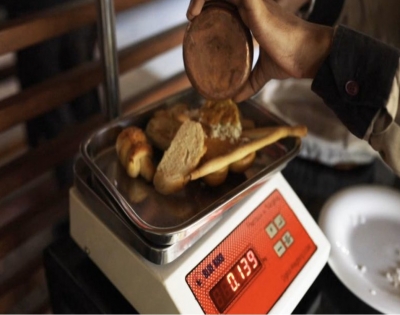 Twitterati hail resort charging customers for food wastage, | Twitterati hail resort charging customers for food wastage, Twitterati hail resort charging customers for food wastage, | Twitterati hail resort charging customers for food wastage,