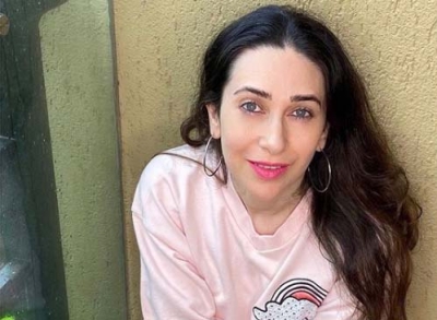 Karisma Kapoor learnt to speak Bengali, rolled cigarettes for her part in 'Brown' | Karisma Kapoor learnt to speak Bengali, rolled cigarettes for her part in 'Brown'