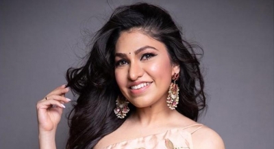 Tulsi Kumar: Happy to experiment with different genres | Tulsi Kumar: Happy to experiment with different genres