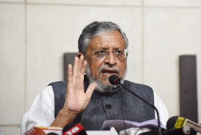 KCR 'insulted' Nitish Kumar, says Sushil Modi | KCR 'insulted' Nitish Kumar, says Sushil Modi