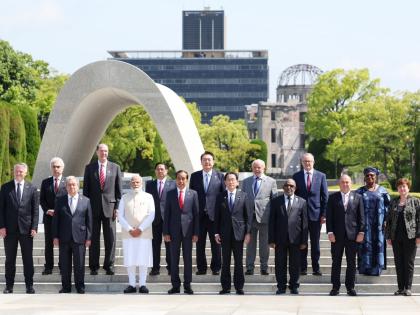 PM Modi visits Hiroshima Peace Memorial, pays tribute | PM Modi visits Hiroshima Peace Memorial, pays tribute