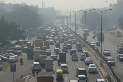 Big cars, bureaucratic inertia, blaming farmers: SC seeks clear steps to curb air pollution | Big cars, bureaucratic inertia, blaming farmers: SC seeks clear steps to curb air pollution