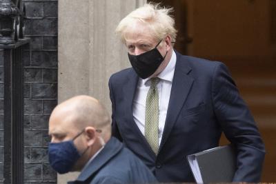 Johnson to chair emergency meeting amid int'l flight bans to UK | Johnson to chair emergency meeting amid int'l flight bans to UK Johnson to chair emergency meeting amid int'l flight bans to UK | Johnson to chair emergency meeting amid int'l flight bans to UK