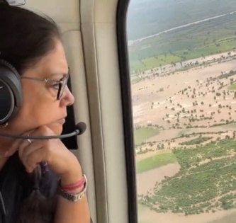 Vasundhara Raje conducts aerial survey of Rajasthan's flood-hit areas | Vasundhara Raje conducts aerial survey of Rajasthan's flood-hit areas
