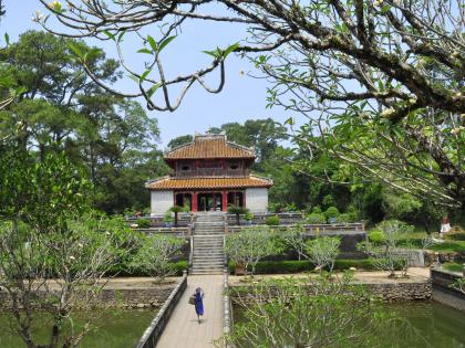 Vietnam welcomes 7.8 mn int'l tourists so far this year | Vietnam welcomes 7.8 mn int'l tourists so far this year Vietnam welcomes 7.8 mn int'l tourists so far this year | Vietnam welcomes 7.8 mn int'l tourists so far this year