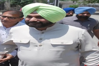 Navjot Sidhu does about-turn in multi-crore corruption case against former Congress minister | Navjot Sidhu does about-turn in multi-crore corruption case against former Congress minister