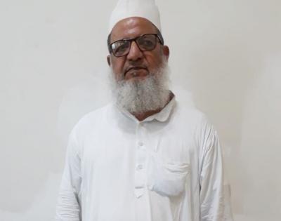SC permits cleric Maulana Kaleem Siddiqui to visit ancestral village in UP for brother’s last rites | SC permits cleric Maulana Kaleem Siddiqui to visit ancestral village in UP for brother’s last rites SC permits cleric Maulana Kaleem Siddiqui to visit ancestral village in UP for brother’s last rites | SC permits cleric Maulana Kaleem Siddiqui to visit ancestral village in UP for brother’s last rites