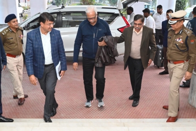 EC's Special Observers reach Tripura to check preparedness for Feb 27 polls | EC's Special Observers reach Tripura to check preparedness for Feb 27 polls