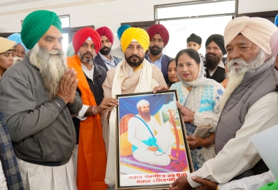 Punjab CM inaugurates statue of Sikh revolutionary leader | Punjab CM inaugurates statue of Sikh revolutionary leader