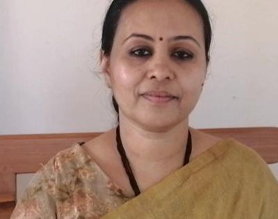 Bribery allegation at Kerala Health Minister's office turns murky | Bribery allegation at Kerala Health Minister's office turns murky