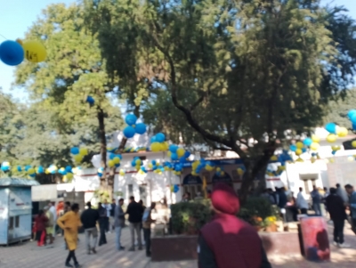 AAP headquarters decked up to welcome national party status | AAP headquarters decked up to welcome national party status