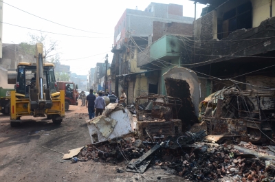 Delhi riots: Court grants bail to three PFI members | Delhi riots: Court grants bail to three PFI members Delhi riots: Court grants bail to three PFI members | Delhi riots: Court grants bail to three PFI members