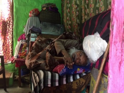 Faizabad's 'last-rites Samaritan', 80-yr-old Padma awardee bedridden and in penury | Faizabad's 'last-rites Samaritan', 80-yr-old Padma awardee bedridden and in penury