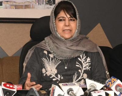 No rule of law in J&K, says Mehbooba as 2 PDP leaders detained | No rule of law in J&K, says Mehbooba as 2 PDP leaders detained