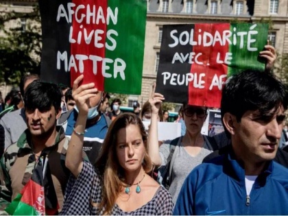 Hundreds rally in Paris in support of Afghans, urge Macron to open humanitarian corridors | Hundreds rally in Paris in support of Afghans, urge Macron to open humanitarian corridors
