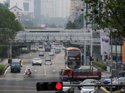 Haze deteriorates Singapore's air quality | Haze deteriorates Singapore's air quality