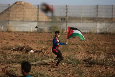 Israel closes all crossings with Gaza, bans fishing | Israel closes all crossings with Gaza, bans fishing Israel closes all crossings with Gaza, bans fishing | Israel closes all crossings with Gaza, bans fishing