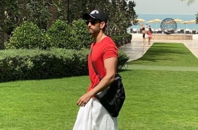 When Ranveer Singh inspired Hrithik Roshan's style sense | When Ranveer Singh inspired Hrithik Roshan's style sense When Ranveer Singh inspired Hrithik Roshan's style sense | When Ranveer Singh inspired Hrithik Roshan's style sense