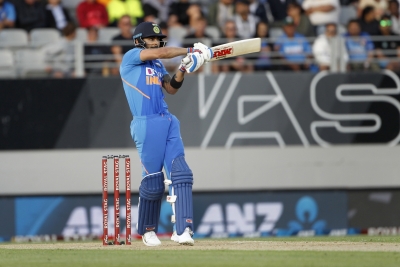 Kohli 133 runs away from breaking Tendulkar's ODI record | Kohli 133 runs away from breaking Tendulkar's ODI record