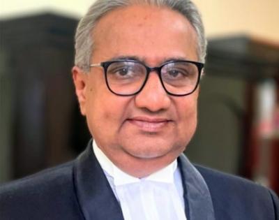Police report on postering in front of Justice Mantha's residence lacks specifics | Police report on postering in front of Justice Mantha's residence lacks specifics
