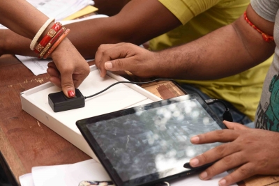 45.33 pc polling registered in Bihar amid reports of violence, booth-capturing | 45.33 pc polling registered in Bihar amid reports of violence, booth-capturing 45.33 pc polling registered in Bihar amid reports of violence, booth-capturing | 45.33 pc polling registered in Bihar amid reports of violence, booth-capturing