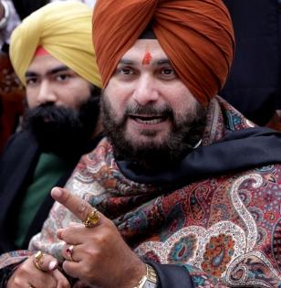 Is Sidhu, once a CM aspirant, bowled out from politics? | Is Sidhu, once a CM aspirant, bowled out from politics?