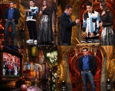 Siddharth, Rakul join Salman's 'Shanivaar Ka Vaar' on 'Bigg Boss 16' | Siddharth, Rakul join Salman's 'Shanivaar Ka Vaar' on 'Bigg Boss 16' Siddharth, Rakul join Salman's 'Shanivaar Ka Vaar' on 'Bigg Boss 16' | Siddharth, Rakul join Salman's 'Shanivaar Ka Vaar' on 'Bigg Boss 16'