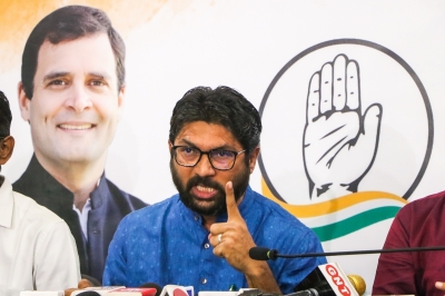 Mevani pitches for four young working presidents for Congress | Mevani pitches for four young working presidents for Congress