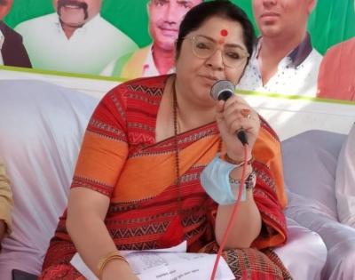 BJP MP files FIR against Bengal minister over remarks on Prez | BJP MP files FIR against Bengal minister over remarks on Prez BJP MP files FIR against Bengal minister over remarks on Prez | BJP MP files FIR against Bengal minister over remarks on Prez