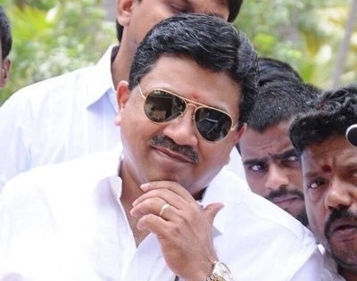 Cabinet reshuffle on cards in TN, Thiagarajan likely to lose finance portfolio | Cabinet reshuffle on cards in TN, Thiagarajan likely to lose finance portfolio