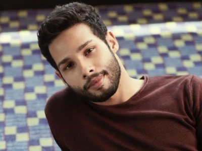 Siddhant Chaturvedi is inspired by Munna Bhai | Siddhant Chaturvedi is inspired by Munna Bhai