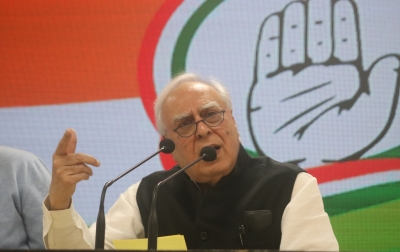 Dubey killed to cover up his links: Kapil Sibal | Dubey killed to cover up his links: Kapil Sibal