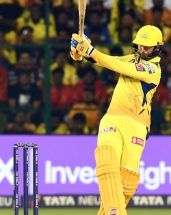 IPL 2023: Conway's batting style is very similar to Michael Hussey, says Irfan Pathan | IPL 2023: Conway's batting style is very similar to Michael Hussey, says Irfan Pathan