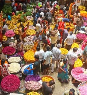 Governors, CMs of Telugu states greet people on Ugadi | Governors, CMs of Telugu states greet people on Ugadi Governors, CMs of Telugu states greet people on Ugadi | Governors, CMs of Telugu states greet people on Ugadi