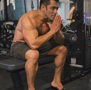 Coronavirus scare: Salman Khan prefers salaam, namaste over handshake or hug | Coronavirus scare: Salman Khan prefers salaam, namaste over handshake or hug Coronavirus scare: Salman Khan prefers salaam, namaste over handshake or hug | Coronavirus scare: Salman Khan prefers salaam, namaste over handshake or hug