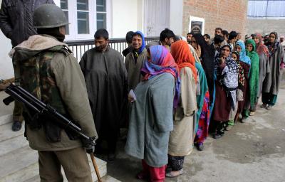 J&K: Authorities expect record-breaking voter participation in LS polls | J&K: Authorities expect record-breaking voter participation in LS polls J&K: Authorities expect record-breaking voter participation in LS polls | J&K: Authorities expect record-breaking voter participation in LS polls