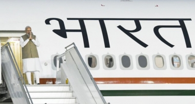 PM lands in Samarkand for SCO meet, received by Uzbek counterpart | PM lands in Samarkand for SCO meet, received by Uzbek counterpart