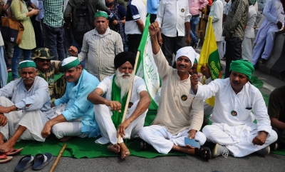 A sneak peek at Ghazipur border on Bharat Bandh | A sneak peek at Ghazipur border on Bharat Bandh