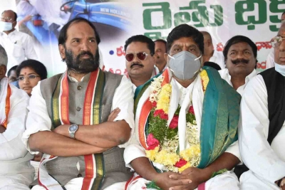 Telangana Congress leaders detained during protest over farm laws | Telangana Congress leaders detained during protest over farm laws