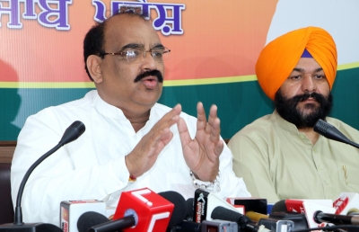 Punjab BJP Working Chief discusses party’s strategies with J.P. Nadda | Punjab BJP Working Chief discusses party’s strategies with J.P. Nadda Punjab BJP Working Chief discusses party’s strategies with J.P. Nadda | Punjab BJP Working Chief discusses party’s strategies with J.P. Nadda