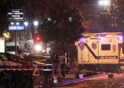 42 injured in Istanbul 4-bus pile-up | 42 injured in Istanbul 4-bus pile-up