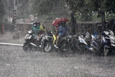 Heavy rainfall in Telangana claims 8 lives | Heavy rainfall in Telangana claims 8 lives