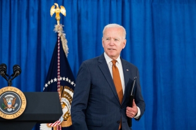 Biden discusses supply chain issues with CEOs of Samsung, other firms | Biden discusses supply chain issues with CEOs of Samsung, other firms