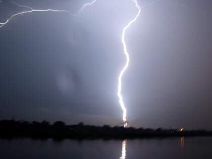 Three killed by lightning in Nawada, water logging in Patna | Three killed by lightning in Nawada, water logging in Patna