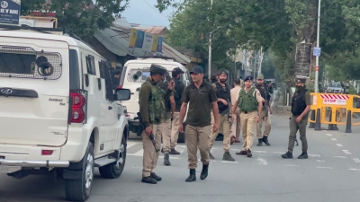 Police in J&K’s Ganderbal nab fake magical stone sellers & buyers | Police in J&K’s Ganderbal nab fake magical stone sellers & buyers