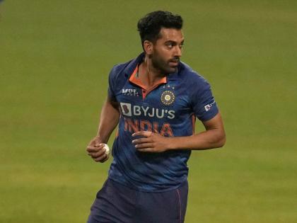 5th T20I: Chahar off to attend a medical emergency as Australia elect to bowl | 5th T20I: Chahar off to attend a medical emergency as Australia elect to bowl
