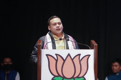 Data fudged only in 'Rahul Gandhi School of Economics' to mislead country: BJP | Data fudged only in 'Rahul Gandhi School of Economics' to mislead country: BJP