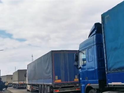 Ukrainian PM, EU official discuss border blockade | Ukrainian PM, EU official discuss border blockade Ukrainian PM, EU official discuss border blockade | Ukrainian PM, EU official discuss border blockade