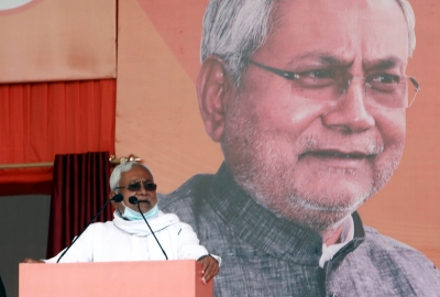 NDA, Grand Alliance caught in neck and neck fight for Bihar Assembly | NDA, Grand Alliance caught in neck and neck fight for Bihar Assembly NDA, Grand Alliance caught in neck and neck fight for Bihar Assembly | NDA, Grand Alliance caught in neck and neck fight for Bihar Assembly