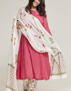 Ekta Kapoor launches ethnic wear line on birthday | Ekta Kapoor launches ethnic wear line on birthday